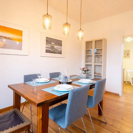 Apartment Ferienwohnung Im Historischen Bahnhof *