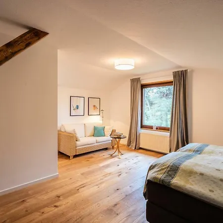 Apartment Im Historischen Bahnhof *